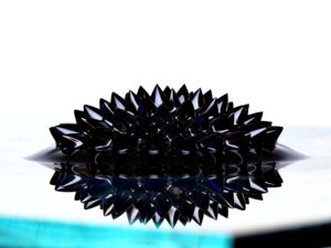 Ferrofluid_large_spikes